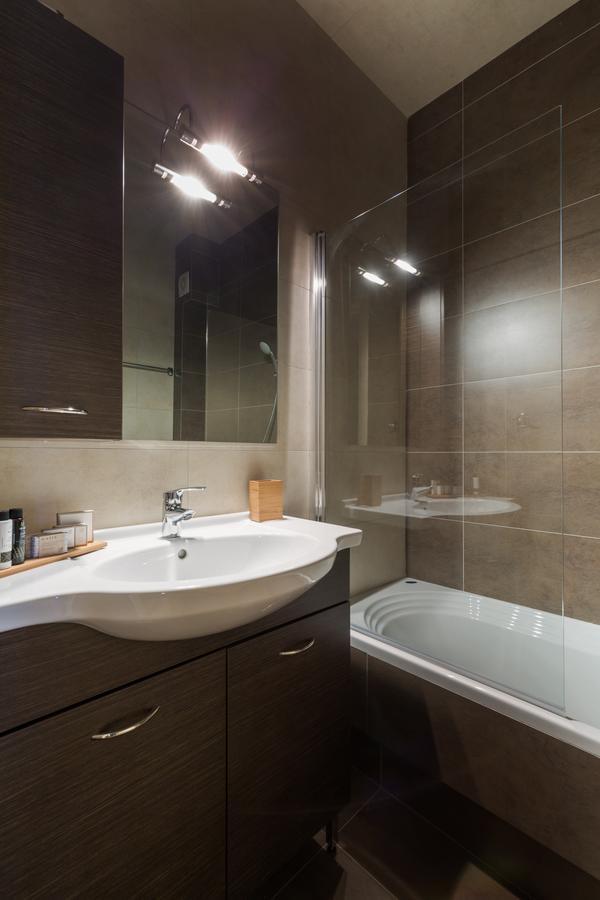 Stylish And Spacious 2Bd - Thiseio By Upstreet Athens Exterior photo